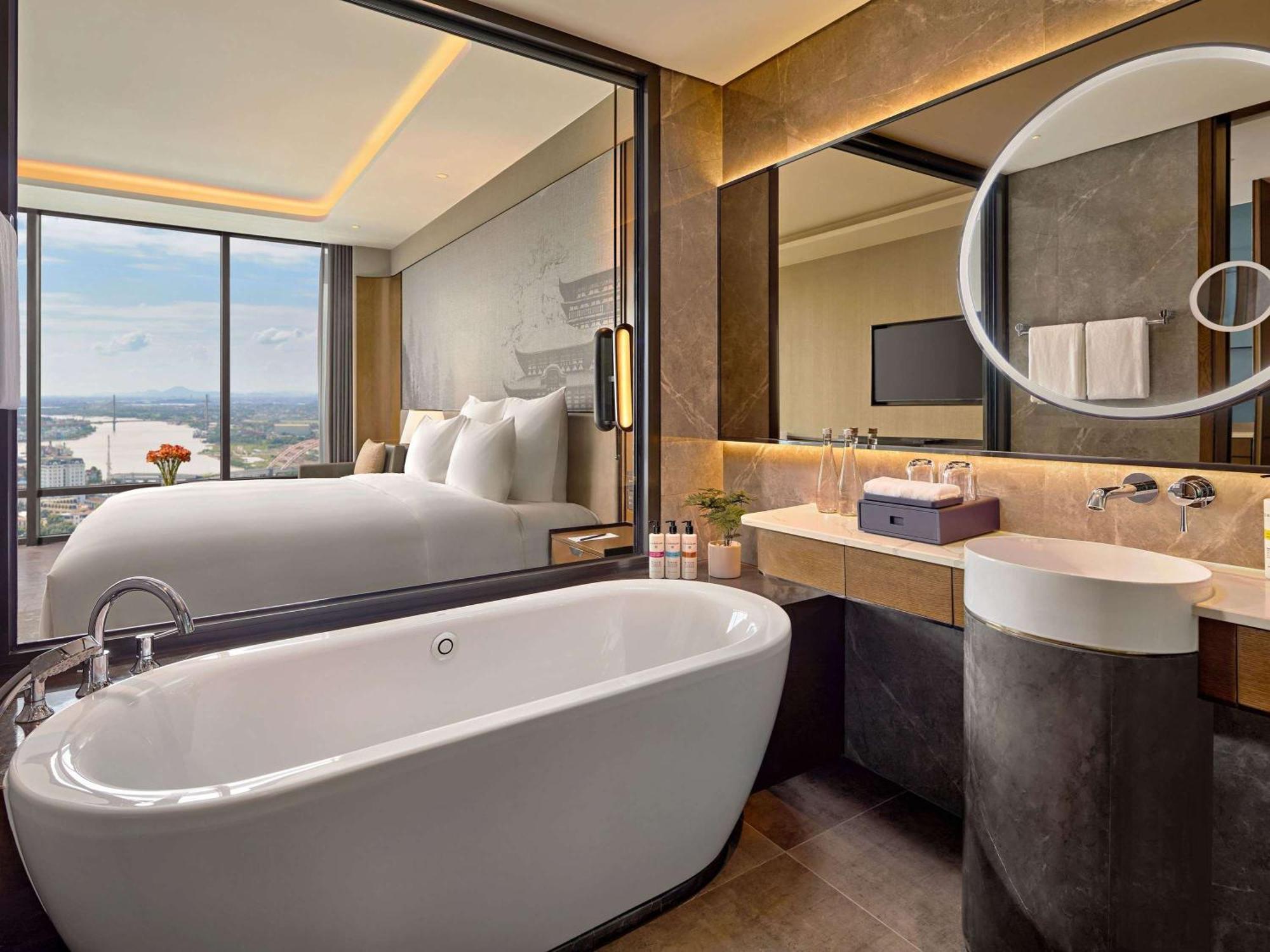 Pullman Hai Phong Grand Hotel ภายนอก รูปภาพ